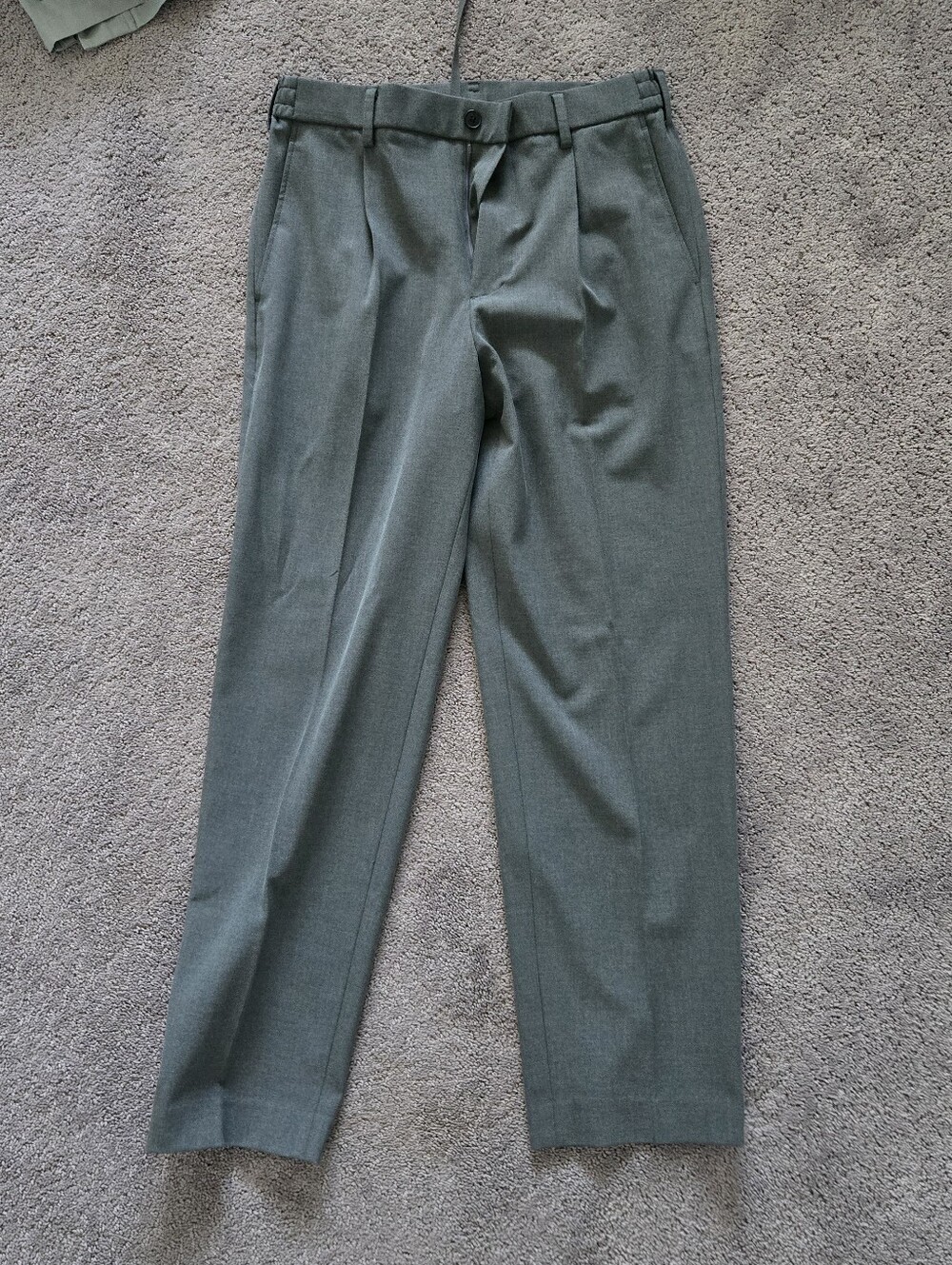 Uniqlo Men's Pleated Wide Pants In Grey
